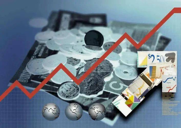 去银行存钱，存单、存折、银行卡，哪个更好？银行人员说出实情！