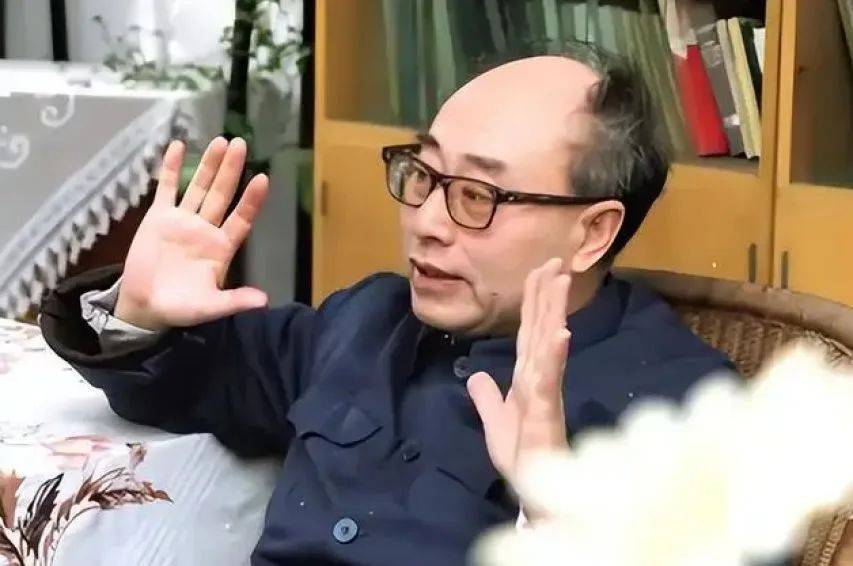 美国人到现在也没想通：一个没留过学的中国人，怎么造出于敏构型？