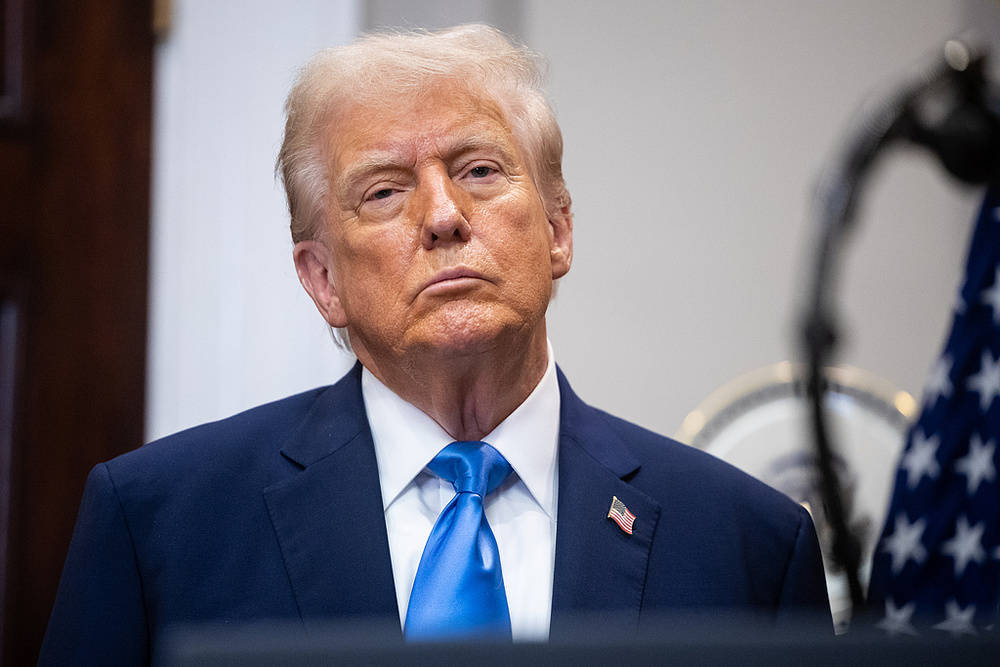 特朗普称希望继续在布达佩斯与普京会晤