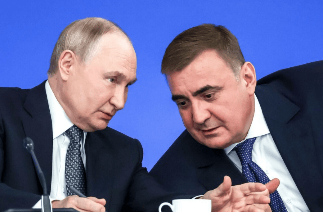 普京加速给接班人铺路,“爱将”久明能通过军权考验,成功接过俄罗斯权力的接力棒吗?