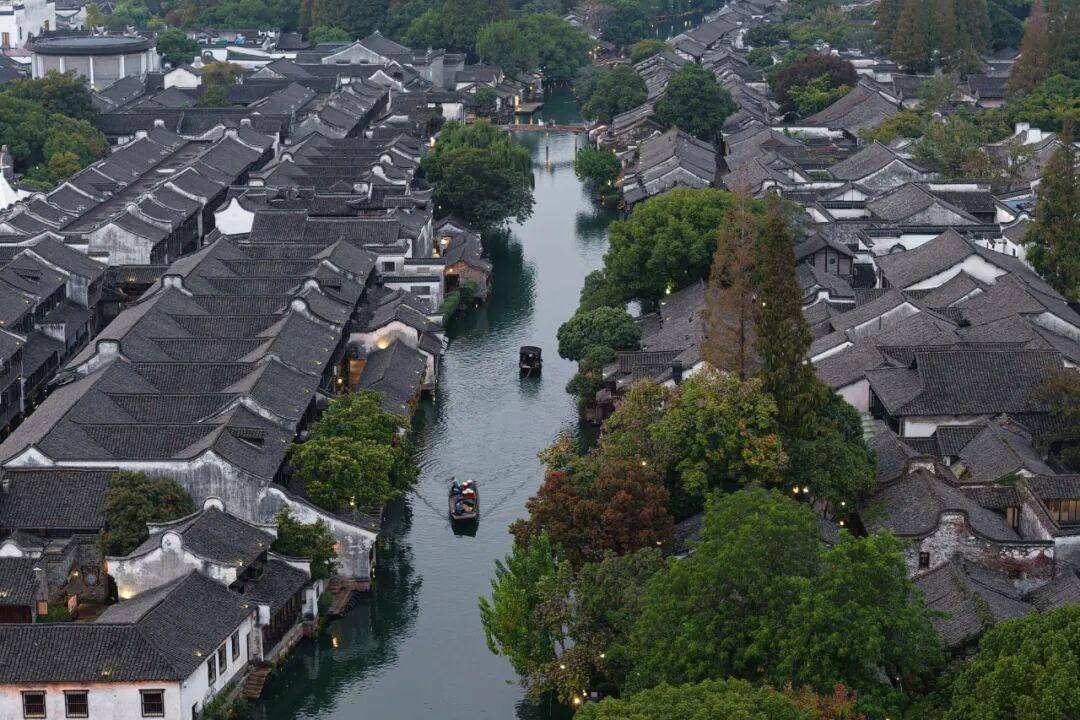 “网言网语”看峰会