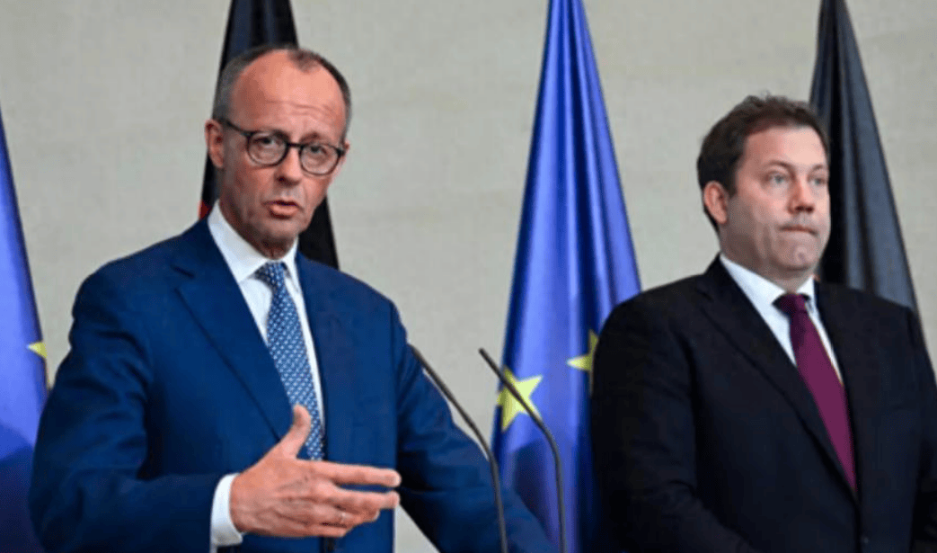 默茨决心已下，准备对华连开3枪，民调显示德国人已经开始怀念默克尔