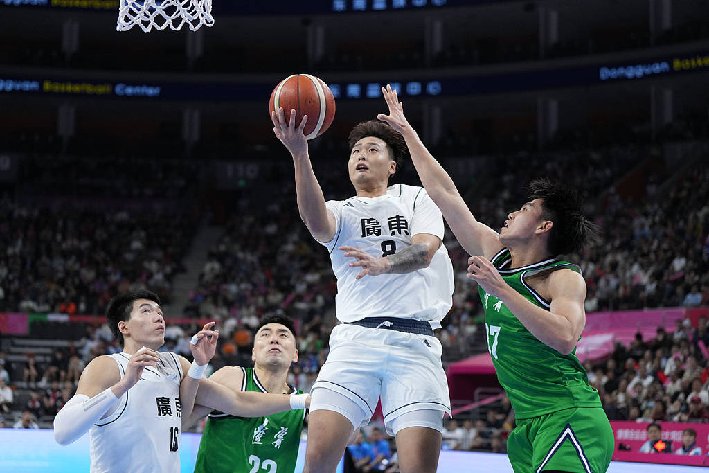 全运会男篮-赵继伟伤退徐杰12+9 广东擒辽宁晋级决赛