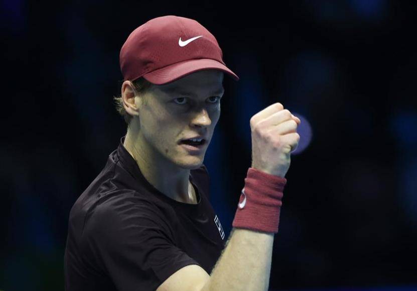 00后巅峰对决，ATP年终总决赛“辛卡决”，辛纳卫冕